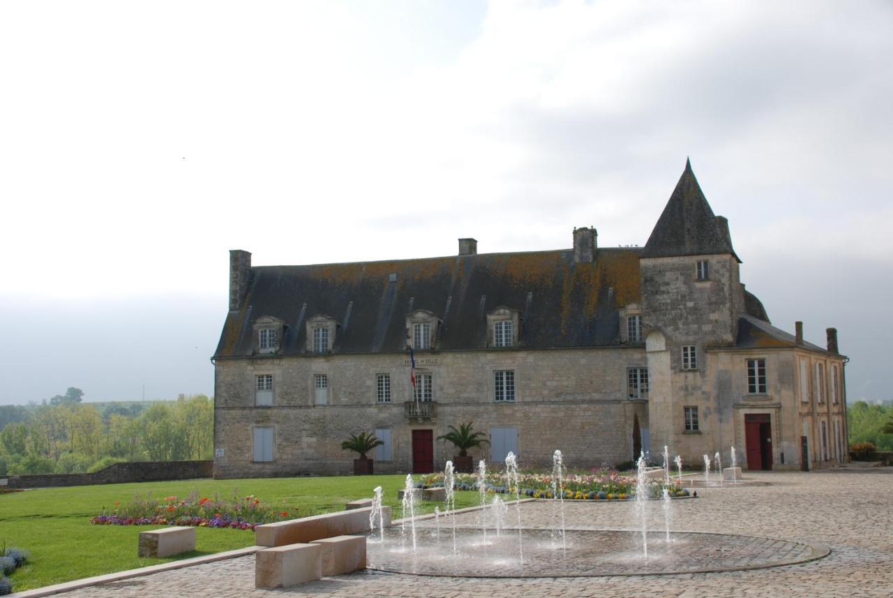 Maison Jeanne D'Arc Saint-Genis-de-Saintonge Bagian luar foto
